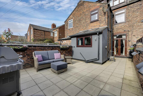 Royles Place, Greenbank, Northwich