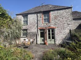 9 Shire Hall, Quay Street, Lostwithiel PL22 0BS