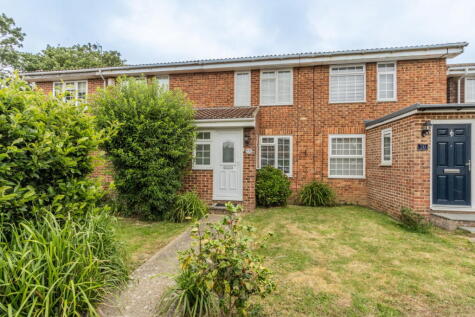 Sovereigns Way, Marden