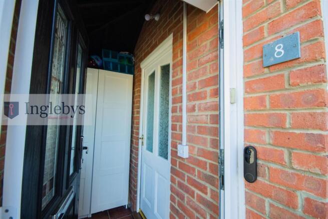 3 bed House for sale Image 4