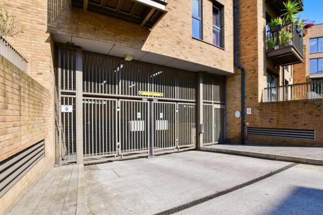 Driveway/Parking