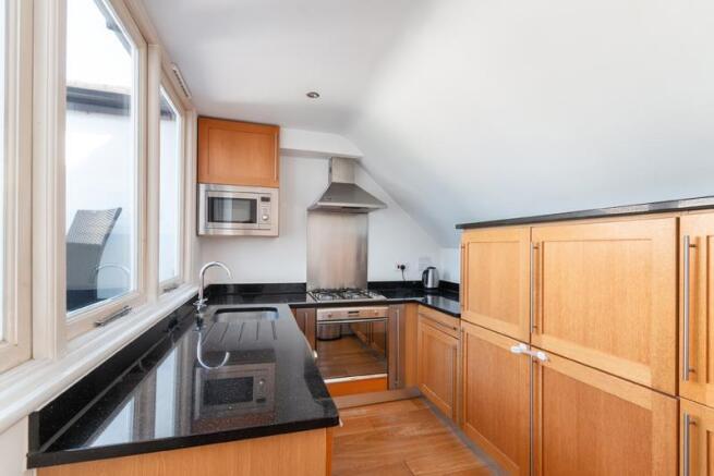 Grove Park Road 41-43 Flat 8 PH4 LR.jpg