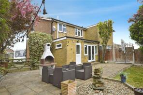 45, Vidgeon Avenue, Hoo St Werburgh, Rochester ME3 9DE