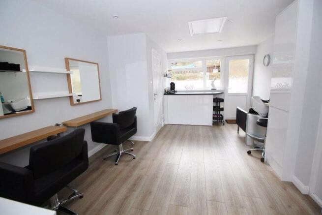 Salon