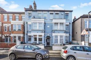 1, 41 North Witham, Mount Pleasant Road, Tottenham, London N17 6TR