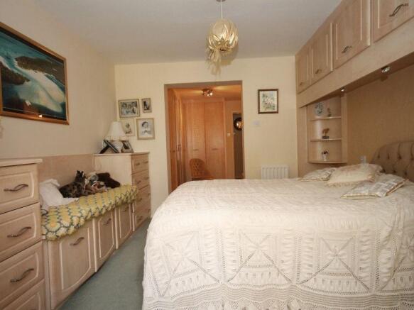 bedroom1