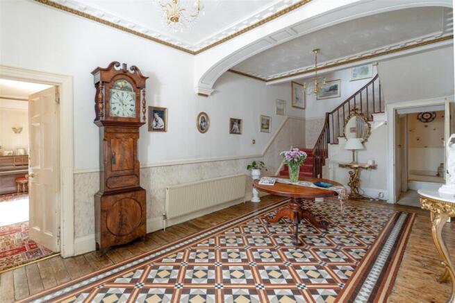 Entrance Hall 1.jpg