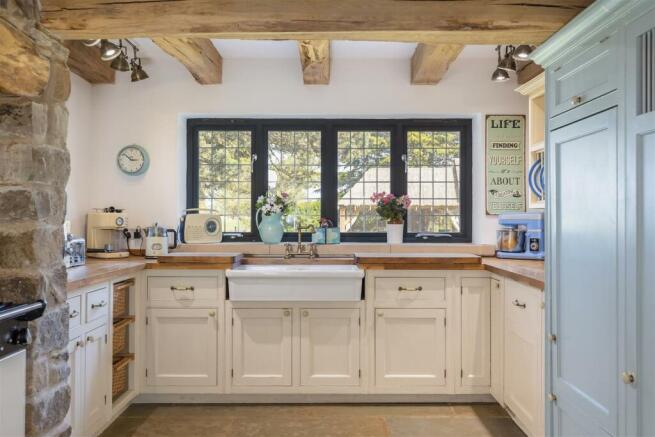 Overfield Lodge Kitchen Dining Room-4.jpg