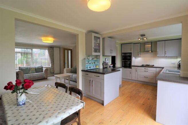 OPEN PLAN KITC...