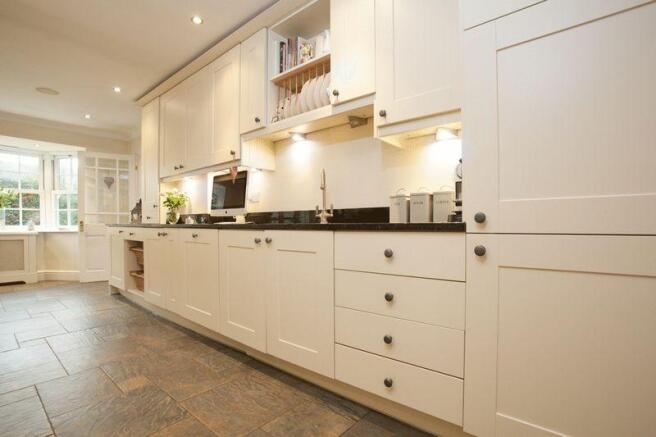 Fitted kitchen...