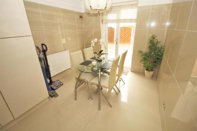 Kitchen4.JPG