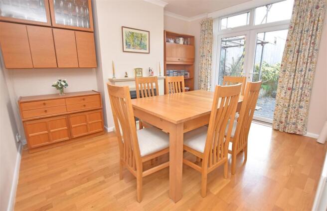 Dining Room.JPG