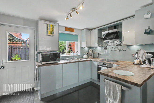 3 bed Detached for sale Image 6