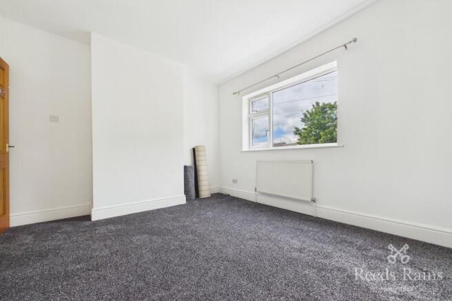 4 bed Terraced to rent Image 6