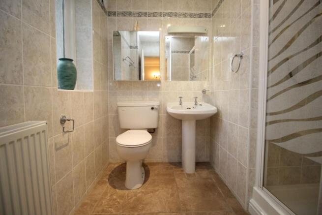 Master En-Suite