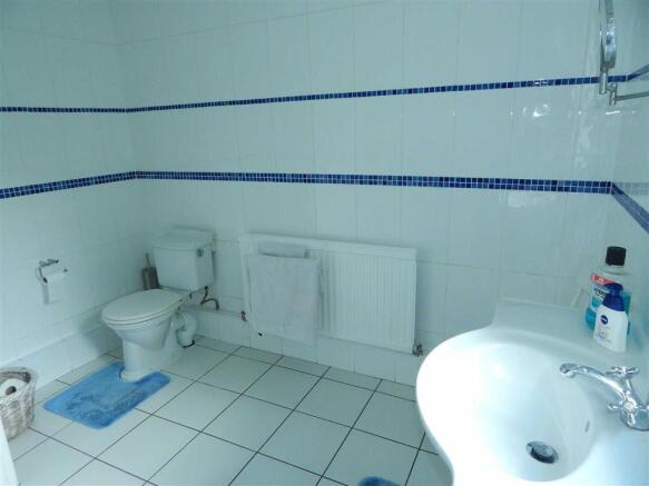 Photo 10