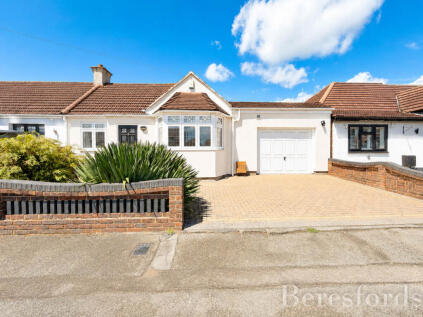 Curtis Road, Hornchurch, RM11
