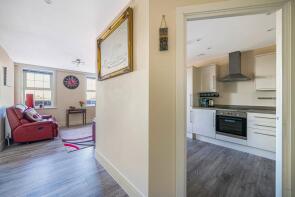 Flat 11, 5 7 Eastgate House, East Street, Andover SP10 1EP