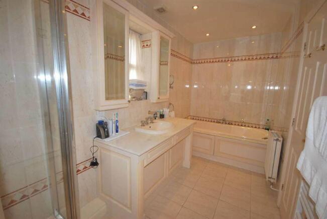 Photo 10