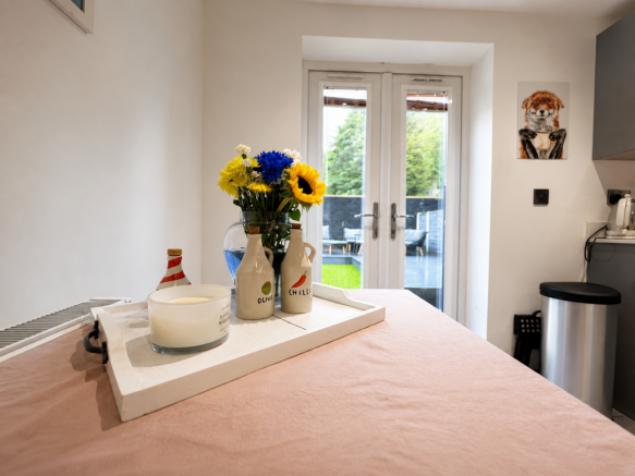 4 bed Semi-Detached for sale Image 7