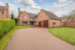 14, The Close, Stourbridge DY7 5HX
