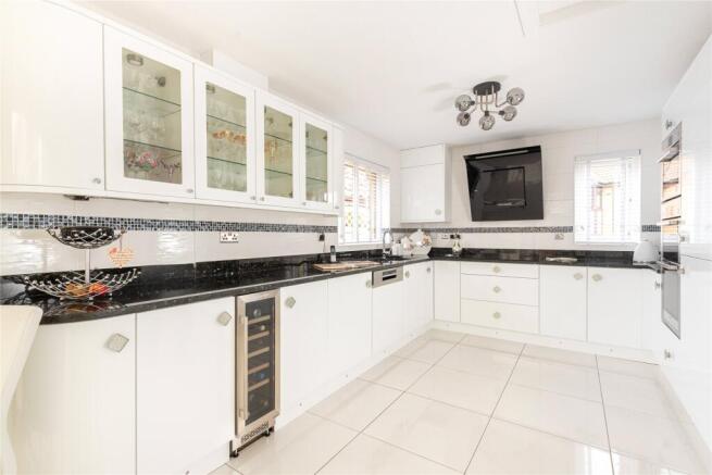 Kitchen/Breakfast