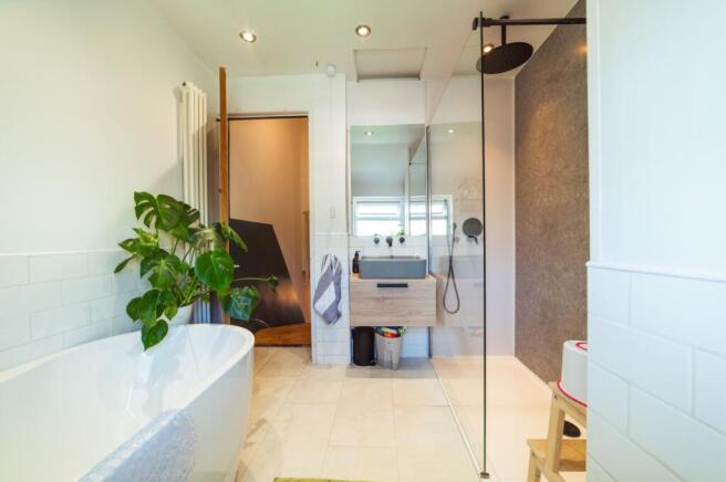 Award-winning Media team on EVERY Listing_34