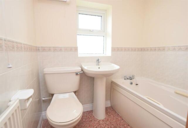 Bathroom.JPG