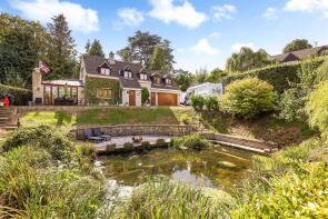 6, Lawns Park, North Woodchester, Stroud GL5 5PP