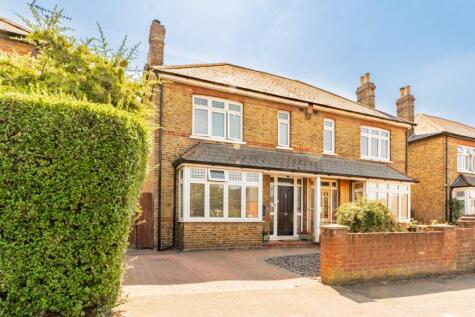 Park Crescent, Northumberland Heath, Erith, Kent, DA8