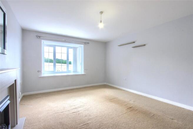3 bed Semi-Detached for sale Image 6