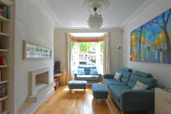lounge a.jpg