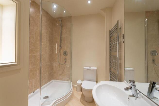 2 bed Terraced for sale Image 11