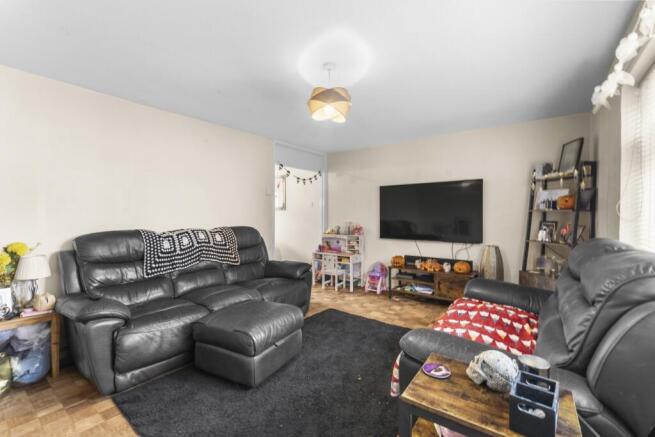Joyners Field, Harlow, Essex, CM18 photo 4