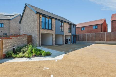 Leeds Road, Greenhithe, Kent, DA9