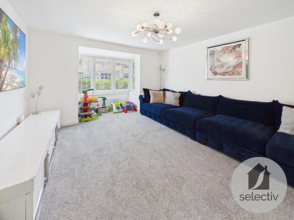5 bed Detached for sale Image 5