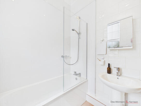 1 bed Flat for sale Image 8