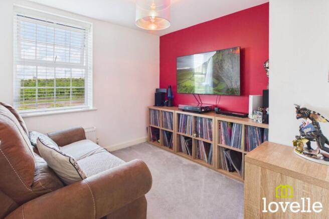 4 bed Detached for sale Image 11