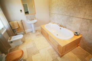 Guest En-Suite