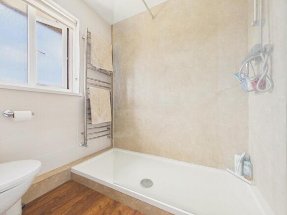 3 bed Semi-Detached for sale Image 8