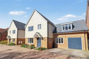 18, Anchor Avenue, Haywards Heath RH17 7GJ