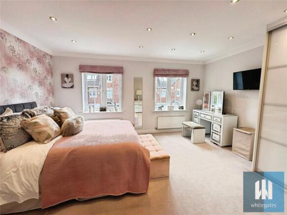 4 bed Terraced for sale Image 4