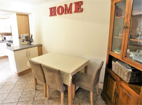 Kitchen/Breakfast Room