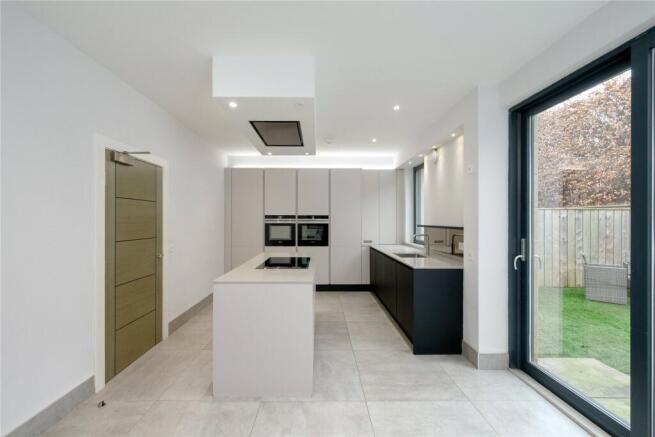 Kitchen/Dining