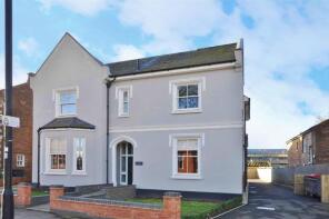Flat 5, 17 Park House, Avenue Road, Leamington Spa CV31 3PG