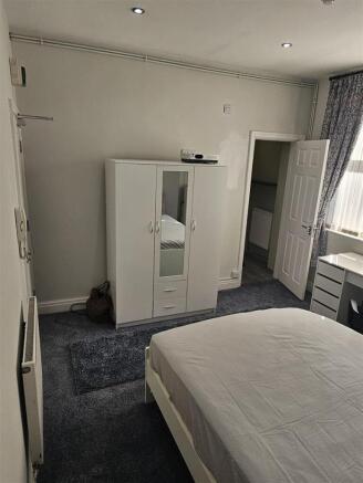 Room 03
