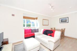 1, 93 Doradus Court, Augustus Road, London SW19 6EX