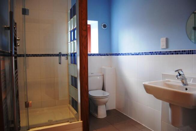 J&J shower room
