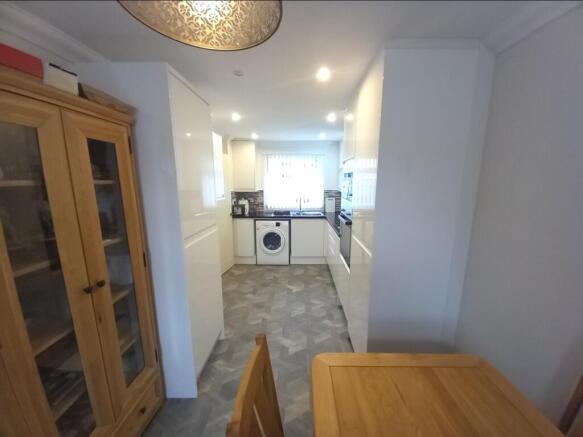 DINING KITCHEN