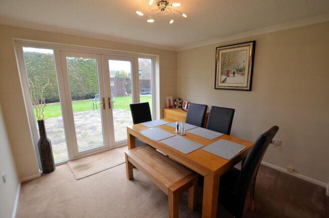 Dining room.jpg